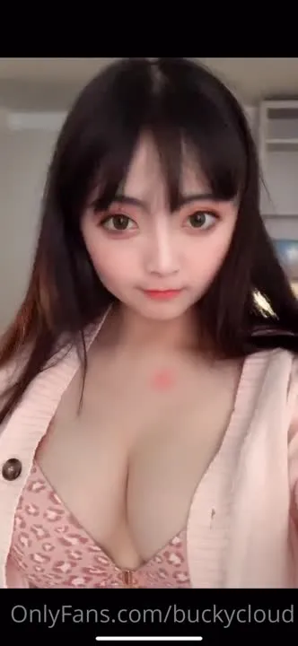 一只云烧 cosplay album 一只云烧의 매혹적인 OnlyFans 누드 순간 - Video 118