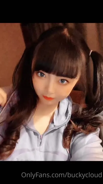一只云烧 cosplay album Yizhi Yunshao: Alltag - Video 13
