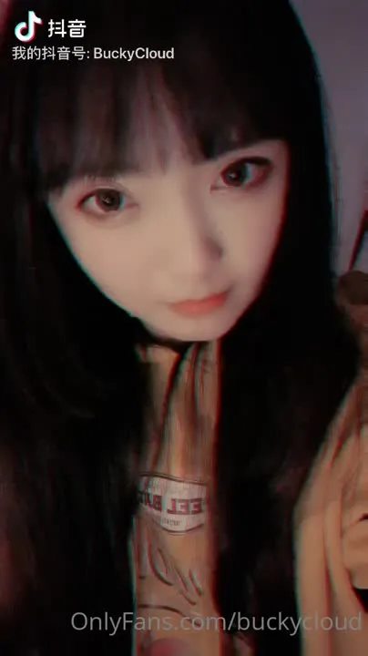 一只云烧 cosplay album Yizhi Yunshao: Alltag - Video 51