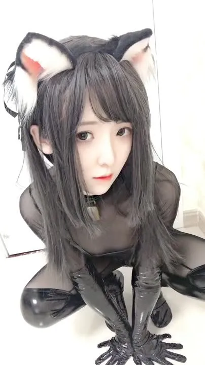 一小央泽 cosplay album Yixiaoyangze: Pai Coklat Kucing Hitam - Video 40