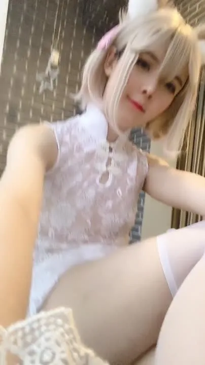一小央泽 cosplay album Yixiaoyangze: Maloki na Alaga sa Bahay na Nakikipaglaro sa Lace Cheongsam - Video 63