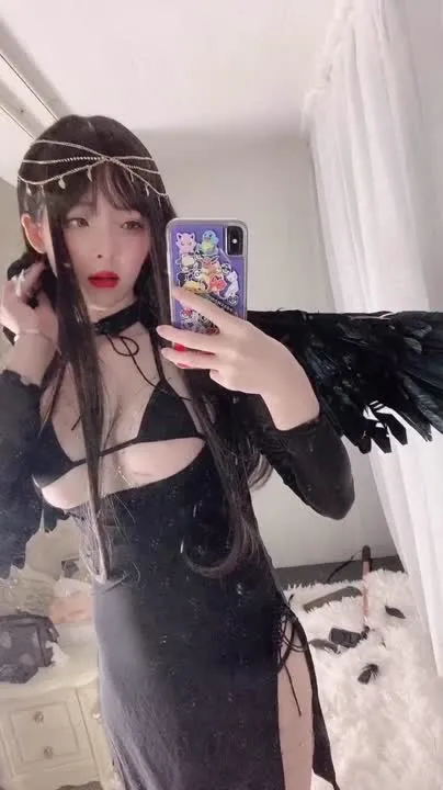 一小央泽 cosplay album Yixiaoyanze - Cô Gái Quạ - Video 52