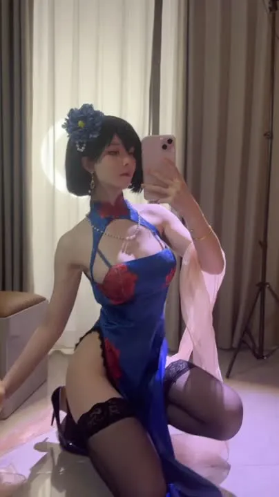 一小央泽 cosplay album Buku Foto Yixiaoyangze V - Video 2