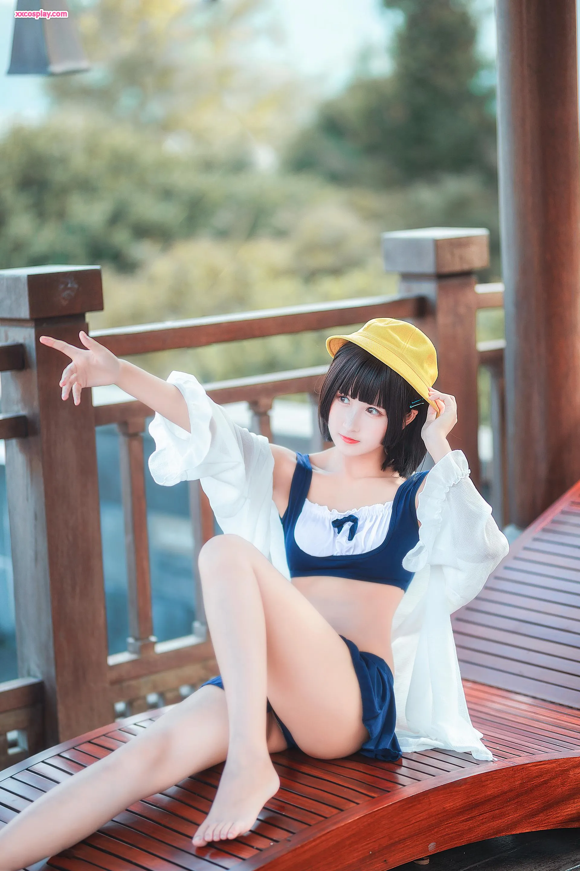 Sandu_69 Topi Kuning Kecil