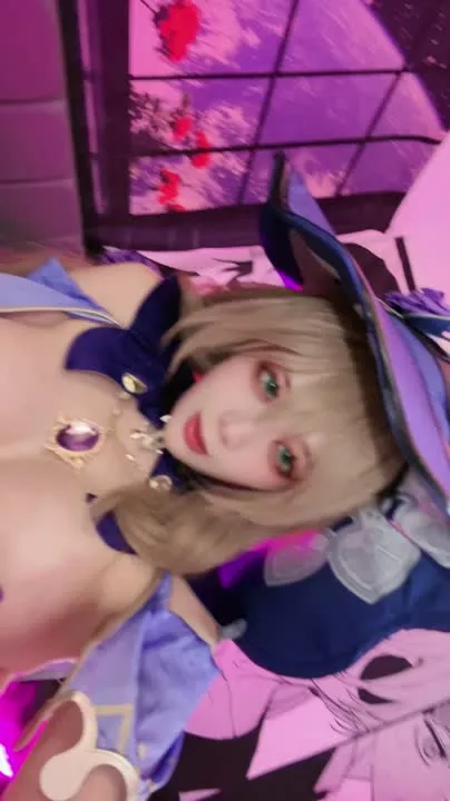九言 cosplay album Jiuyan sebagai Lisa Memesona dari Genshin Impact - Video 41