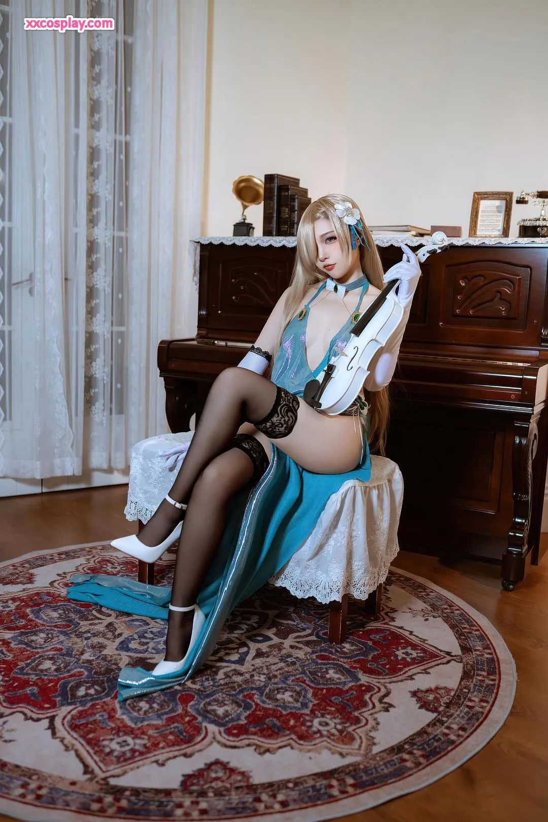Nisa en Ichinose Asuna - Robe de soirée Blue Archive