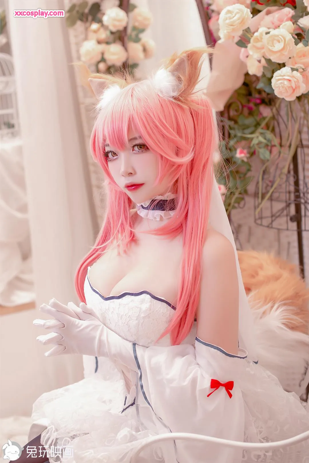 Tuwanyinghua: Bai Zhen & Tamamo no Mae Kosplay