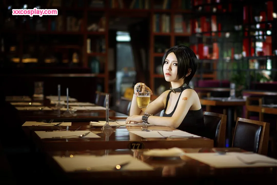 Banbanzi as Nana Osaki & Ren Honjo