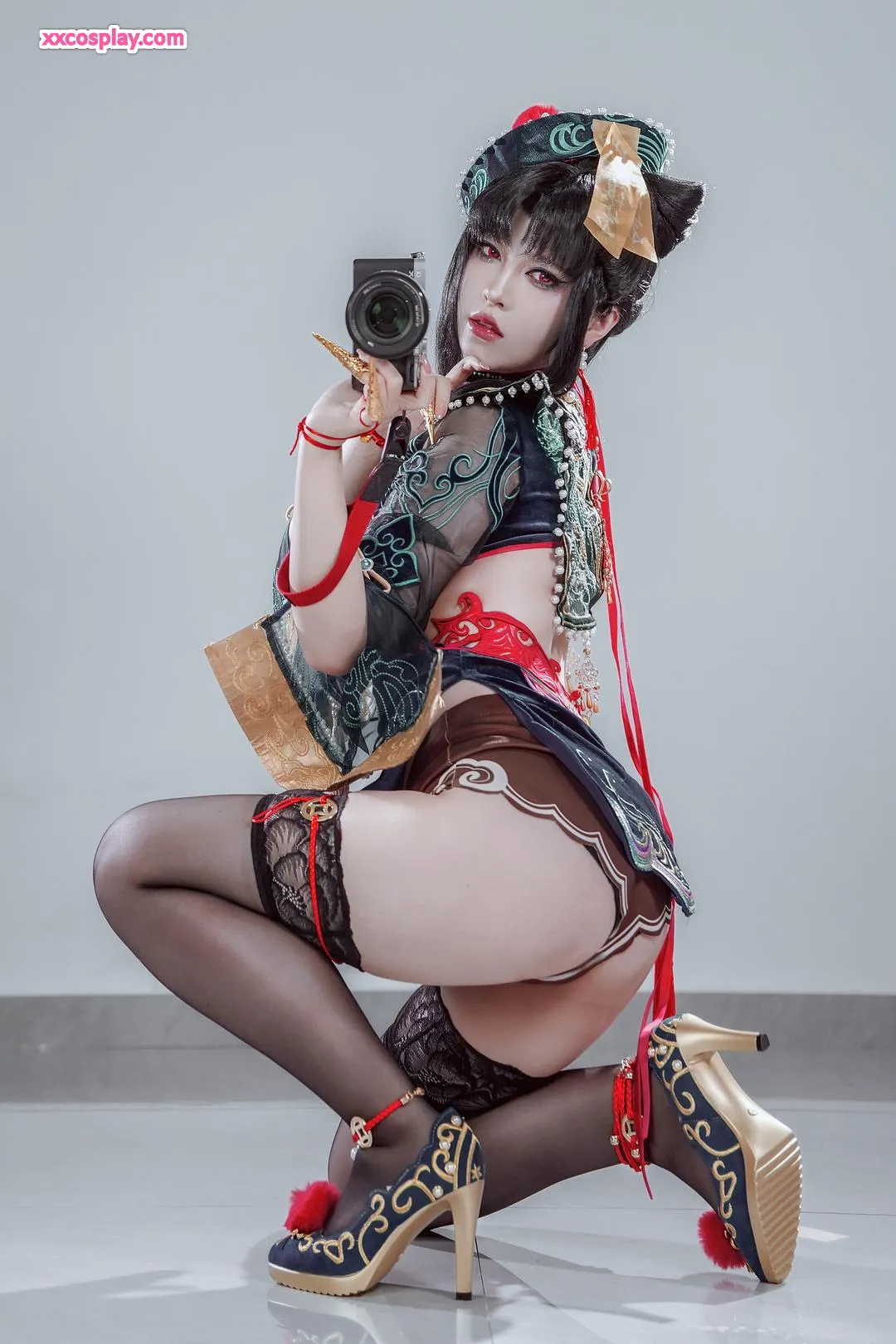 半半子のセクシーな旗袍コスプレ