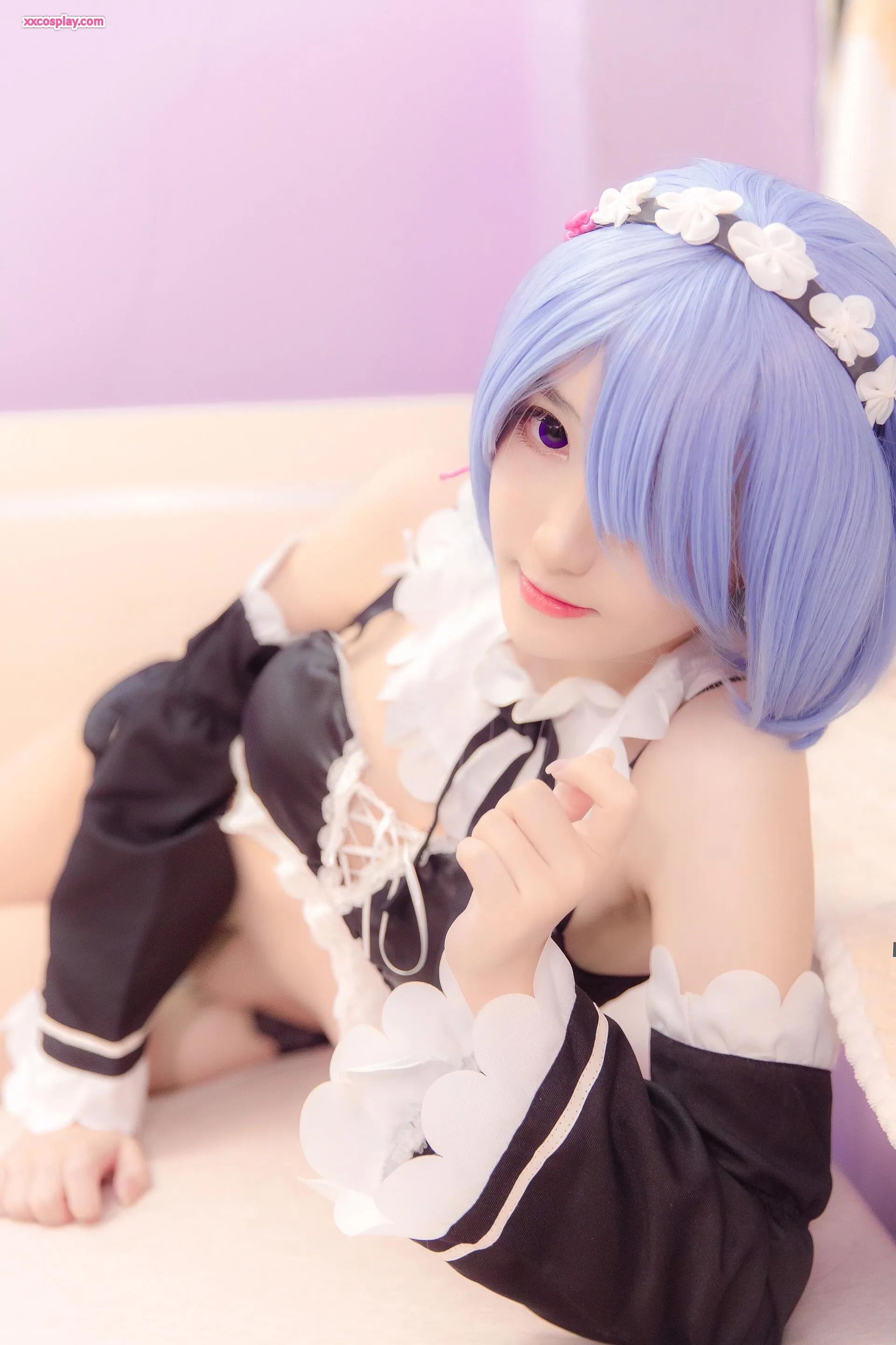 Nantao Momoko: Lingerie Rem Menggoda