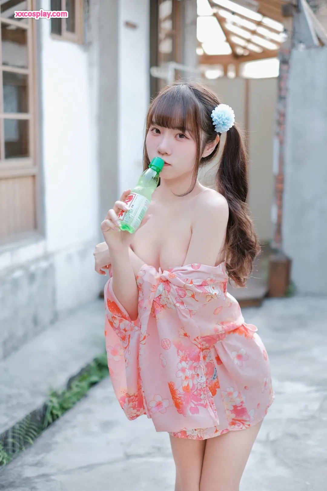可可小白兔：夏日浴衣 纯欲粉嫩少女