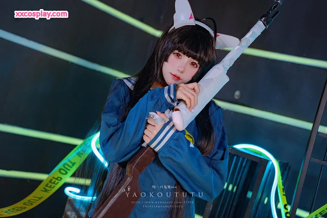 咬一口兔娘（ねばねば団子うさぎ）：うさうさバス - 霞沢美遊