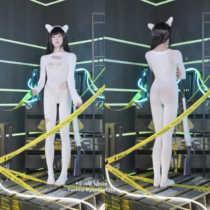 咬一口兔娘 cosplay album 咬一口兔娘（黏黏團子兔）：兔兔班車 - 霞澤美遊 - Video 42