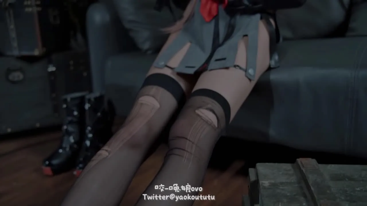 咬一口兔娘 cosplay album Yaoyikoutuniao trong vai Rapi: Giờ tư vấn & Sân khấu nhỏ - Video 53