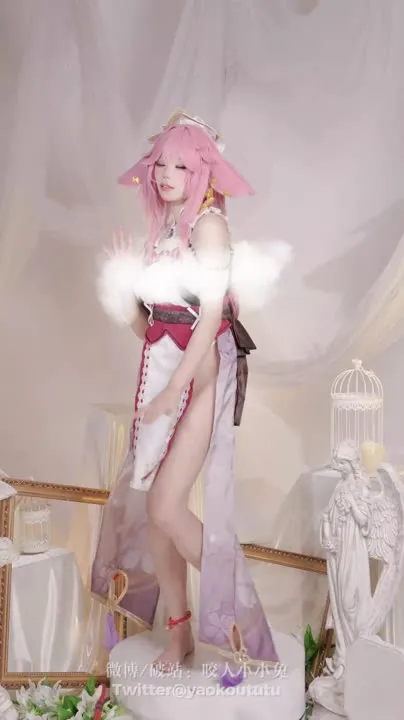 咬一口兔娘 cosplay album 咬一口兔娘: 야에 미코 '춘강수온 신자賀歲' - Video 85