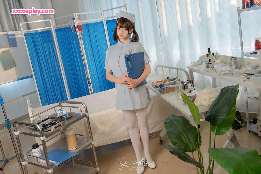 咬一口兔娘 - 妄想病棟ナース