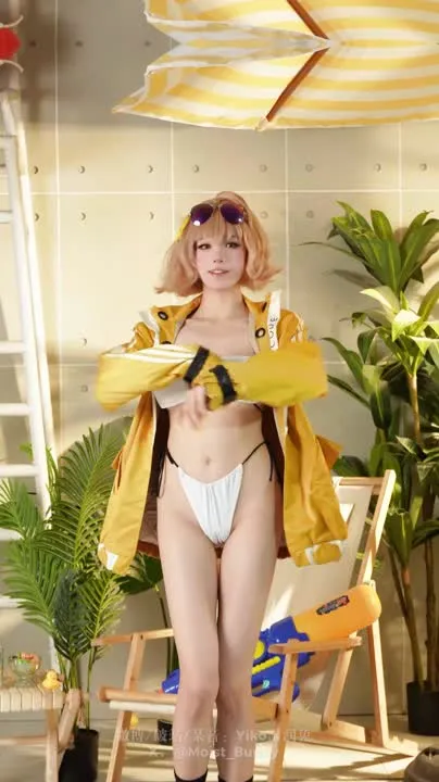 咬一口兔娘 cosplay album Yao Yi Kou Tu Niang sebagai Anis: Musim Panas Bersinar - Video 81