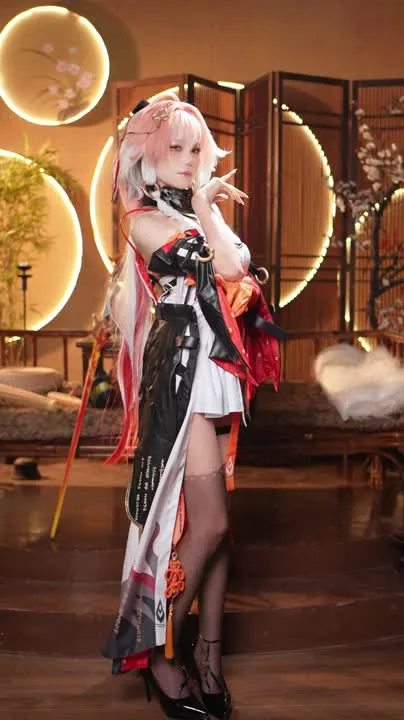 咬一口兔娘 cosplay album Yiko Wet Rabbit bilang Changli mula sa Wuthering Waves - Video 115