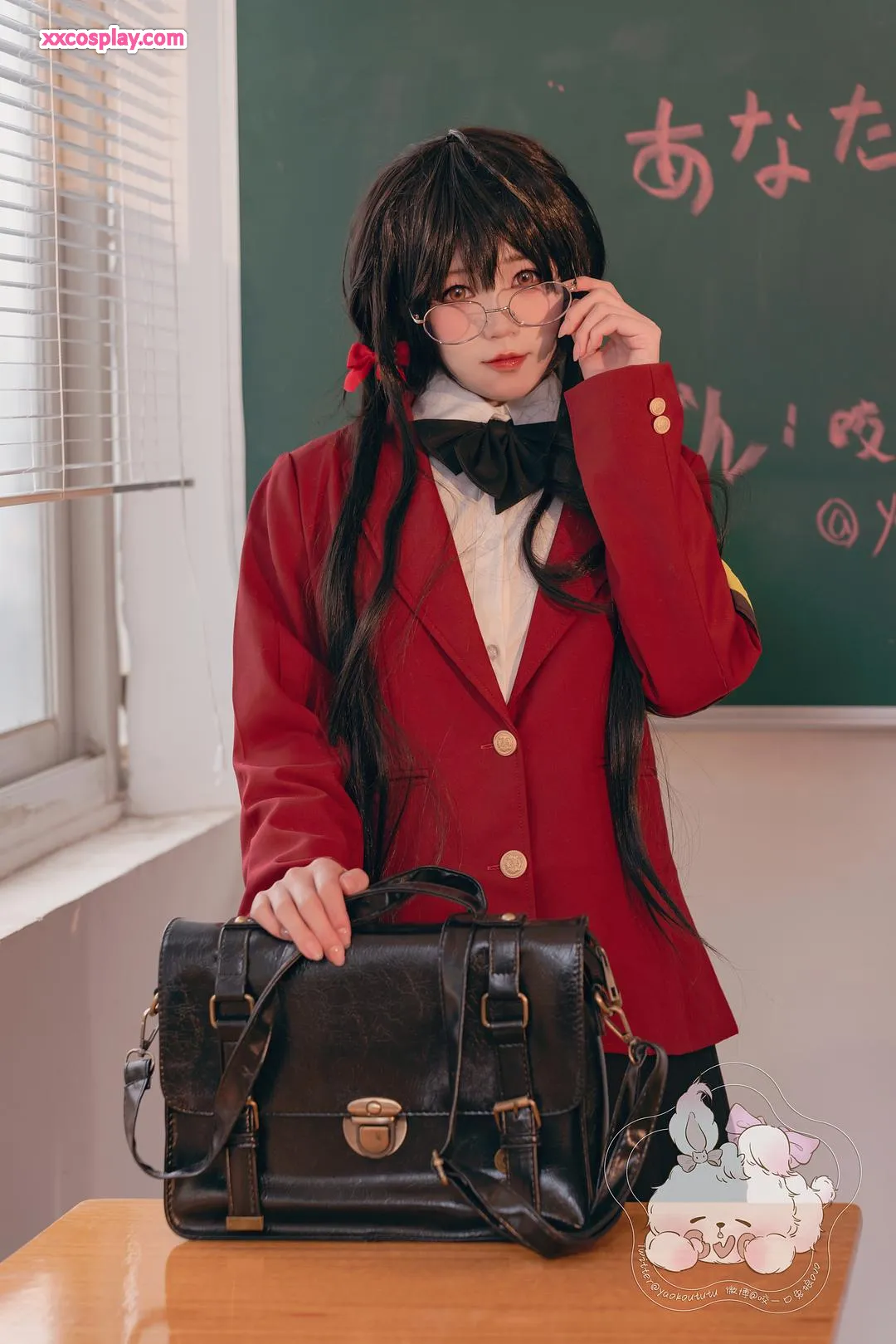 咬一口兔娘『風紀委員 大鳳』コスプレ