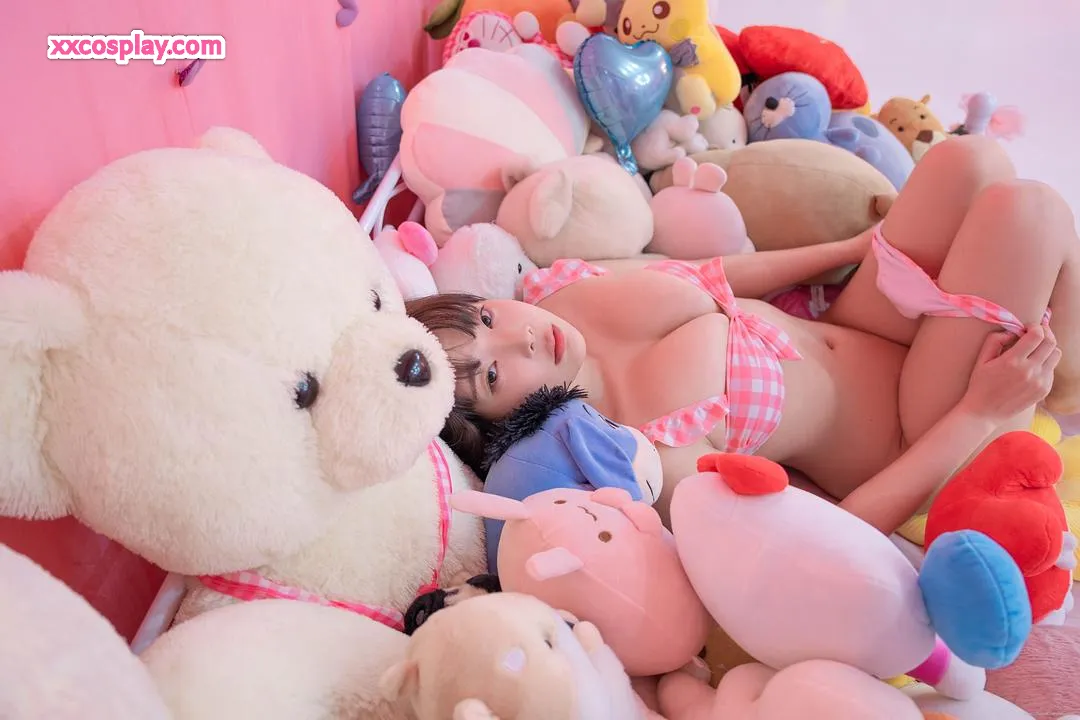 Paraiso ng Plushie ni Kang Inkyung