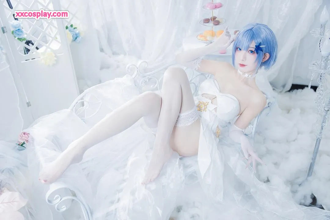 Feng Jiang Jiang V en Chapayev (Azur Lane)
