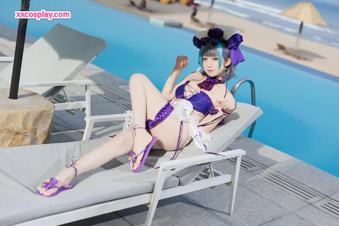 Feng Jiang Jiang V : Maillot de Bain Chat de Cheshire