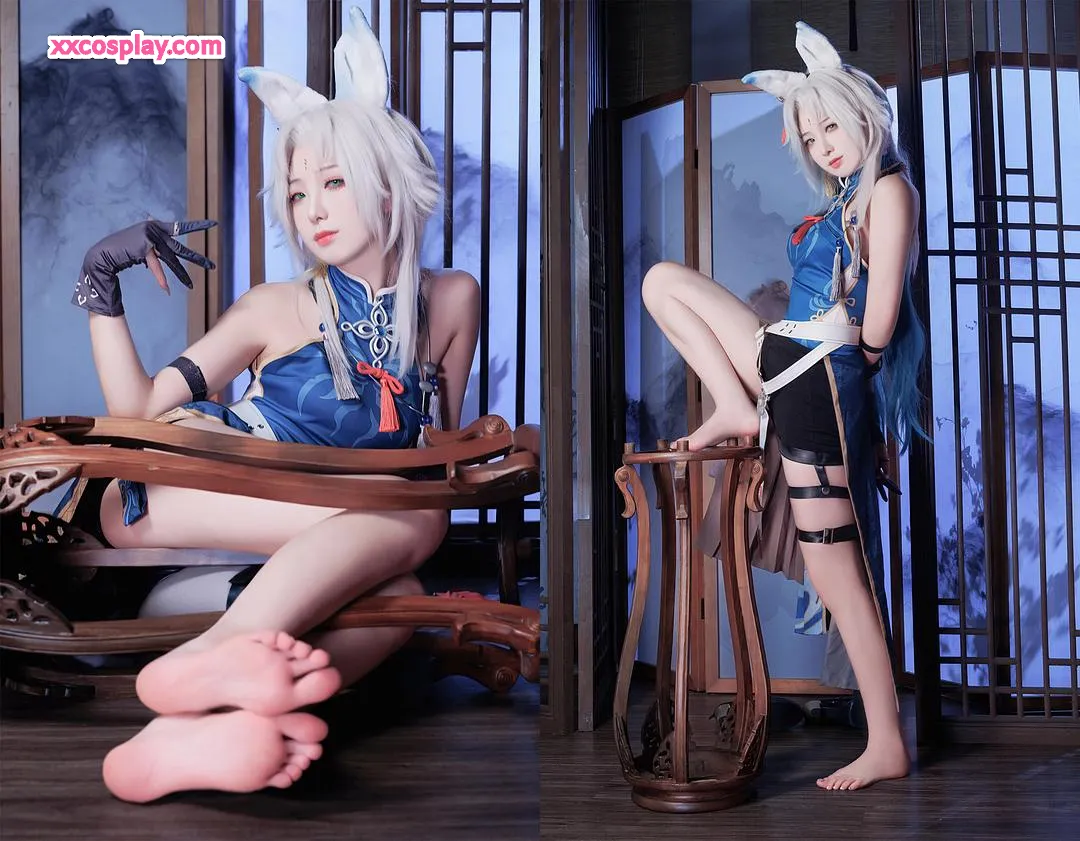 Feng Jiangjiang V as Feixiao: Beautiful Feet