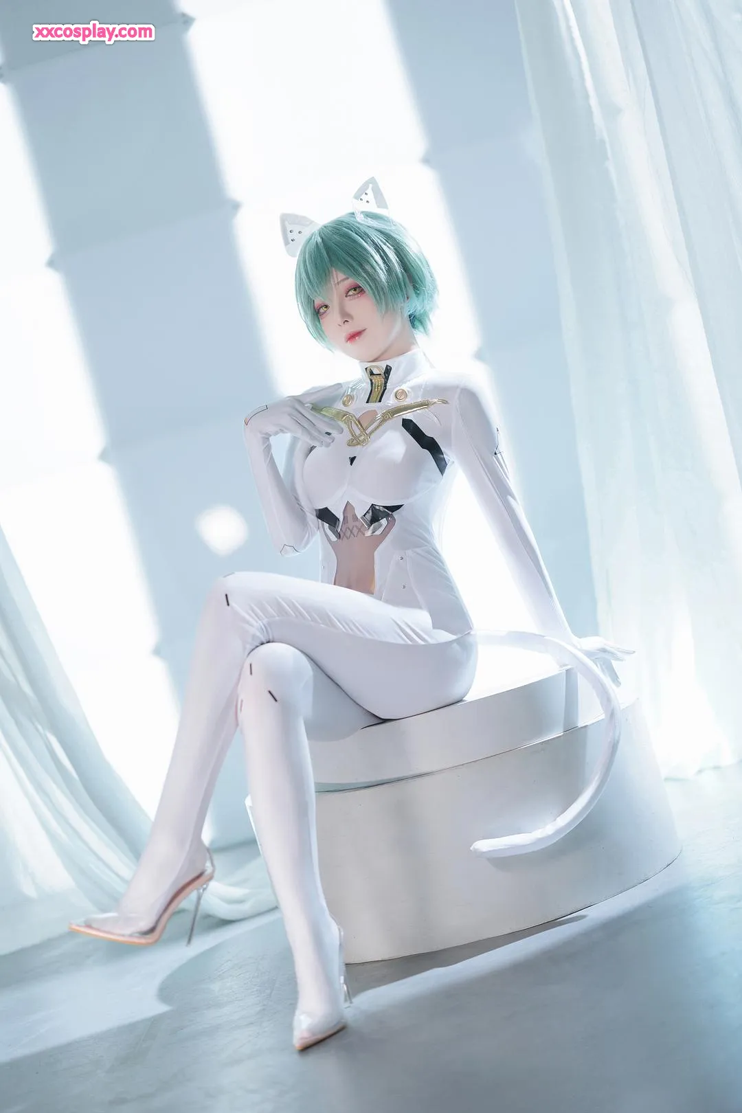 Feng Jiang Jiang V sebagai Laksamana Nakhimov - Azur Lane