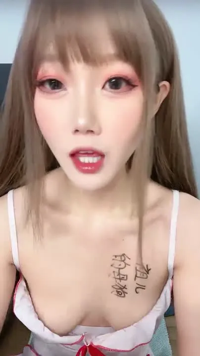 Xiaolu Diule : Gravure Fille Cerf Adorable