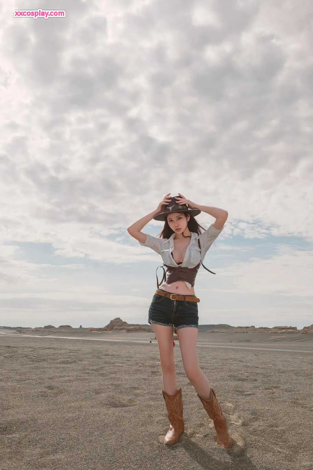 Nian Nnian : Cowgirl Sensuelle
