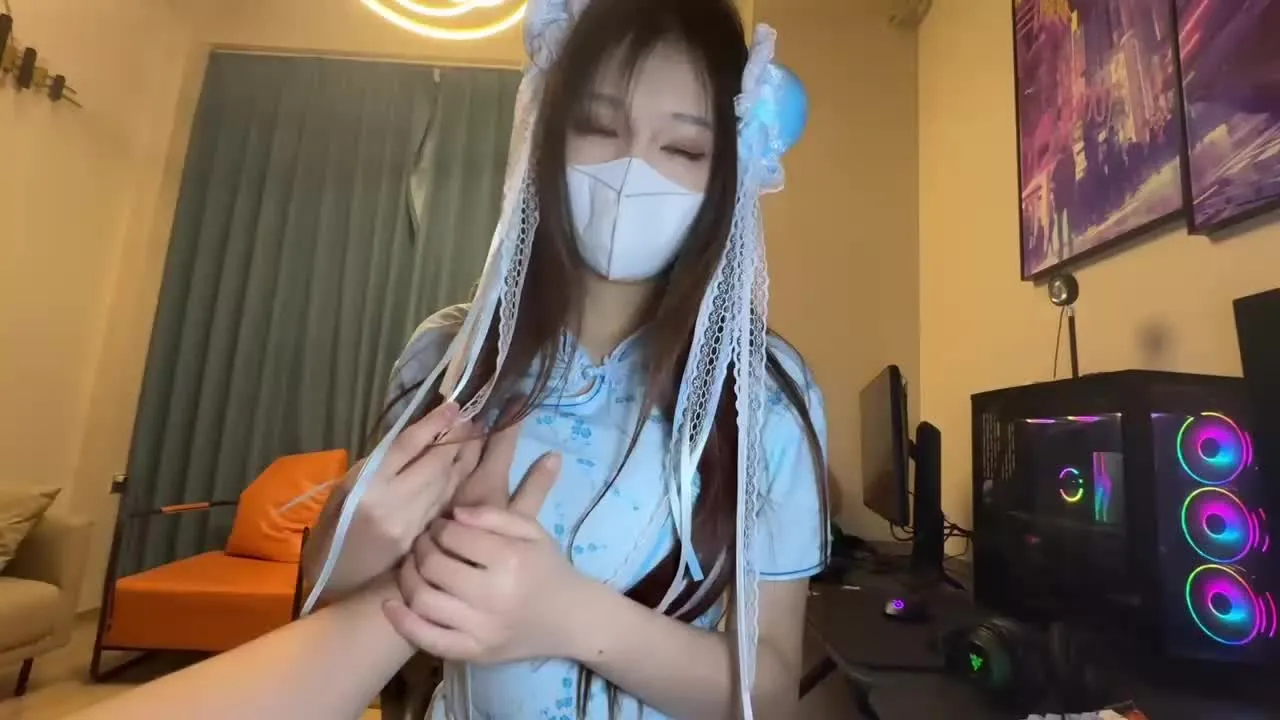 Qingshen Chawo NO.015 : Service Girlfriend Caché de la Top Loli Gamer Girl
