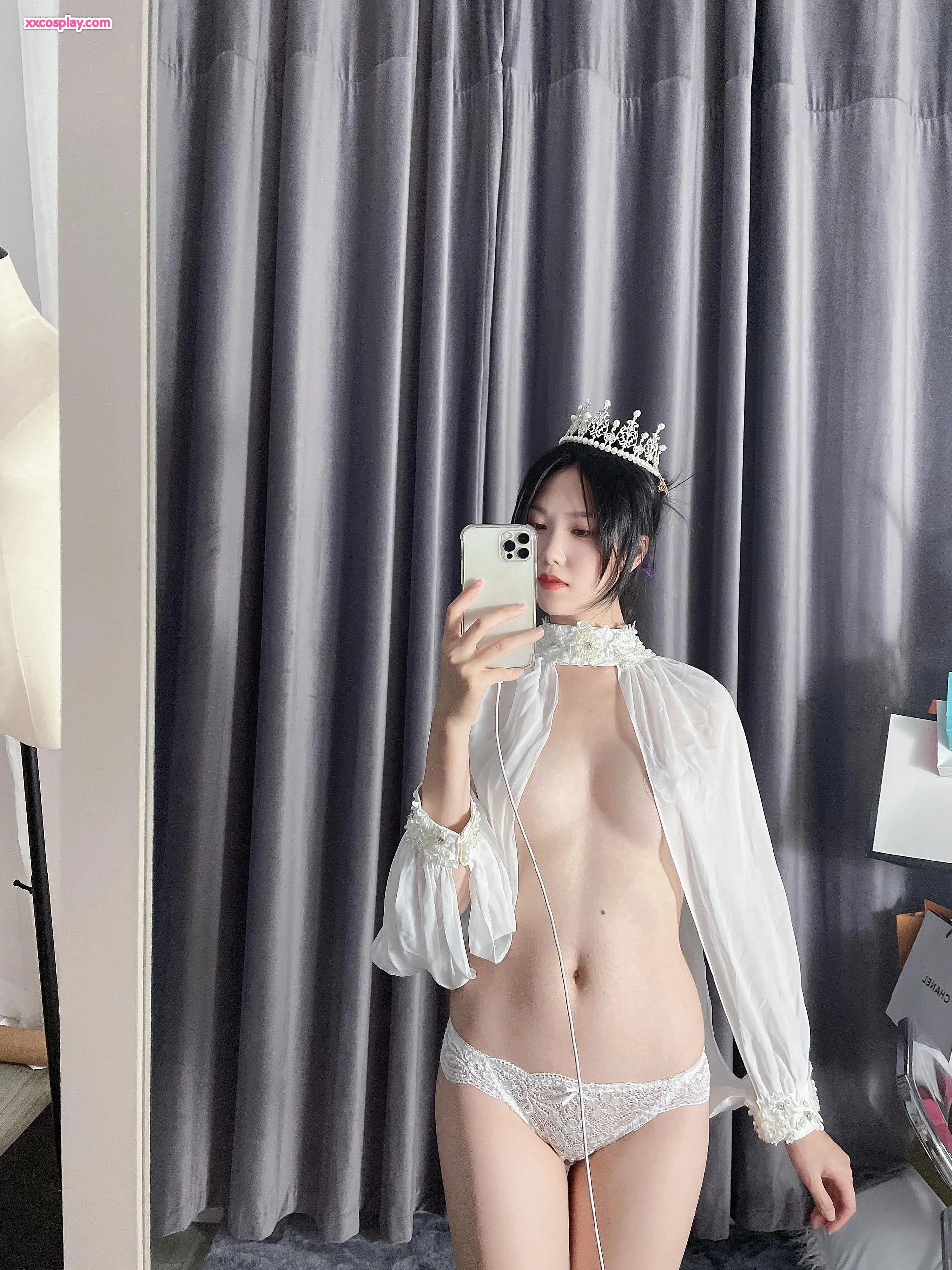 Doniang Lishi Maliit na Butterfly Pasties