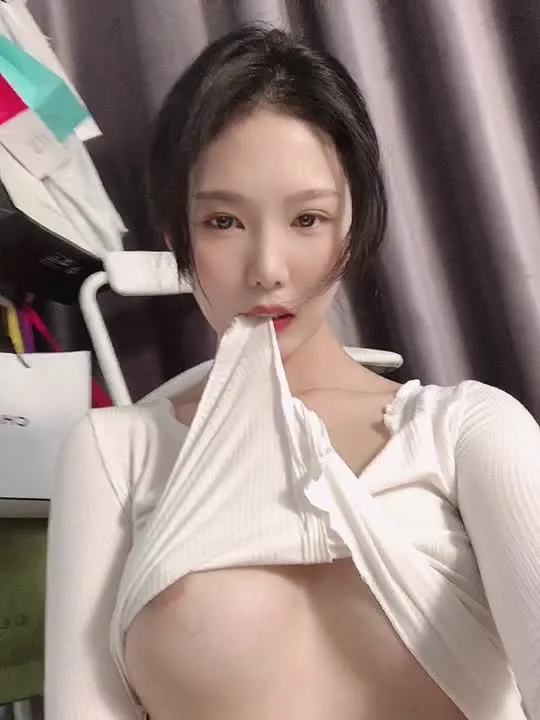 抖娘-利世 cosplay album 抖娘-利世 - 透视居家服 - Video 27