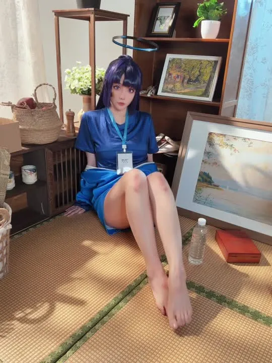 星之迟迟 cosplay album ซิง จือ ฉือฉือ ในบท Hayase Yuuka ชุดยิมนาสติกสีน้ำเงิน (Blue Archive) - Video 70