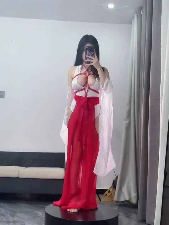 末夜787 cosplay album Moye 787: Seductive Shrine Maiden - Video 60