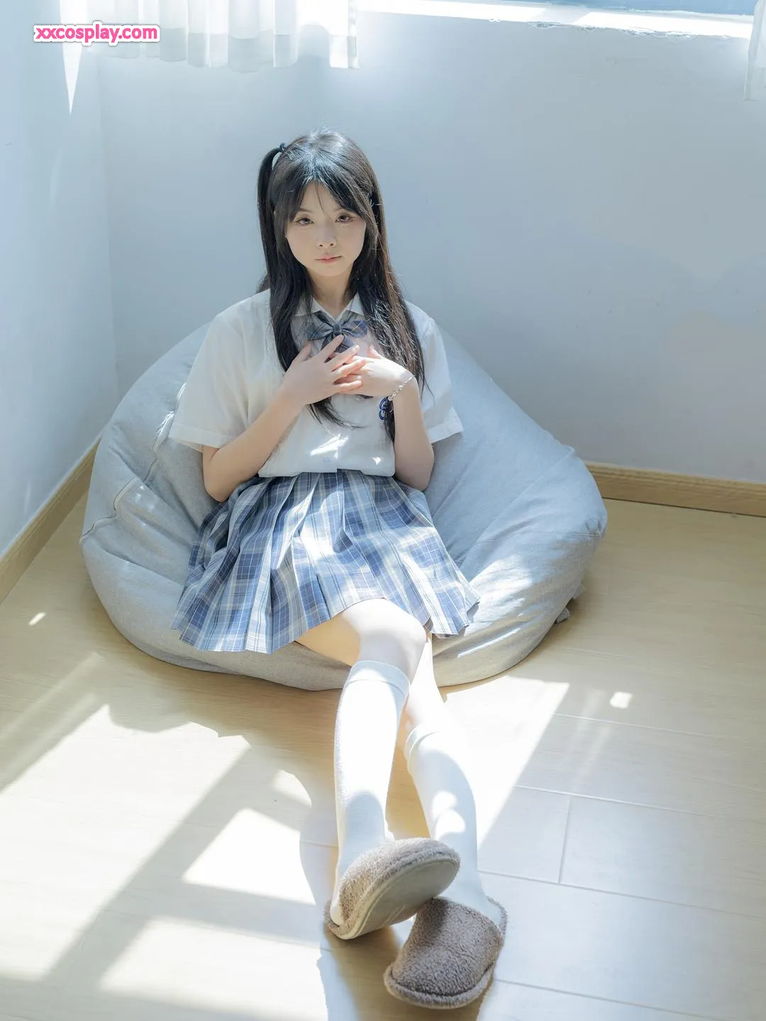 林书辞：诱惑女仆Cosplay