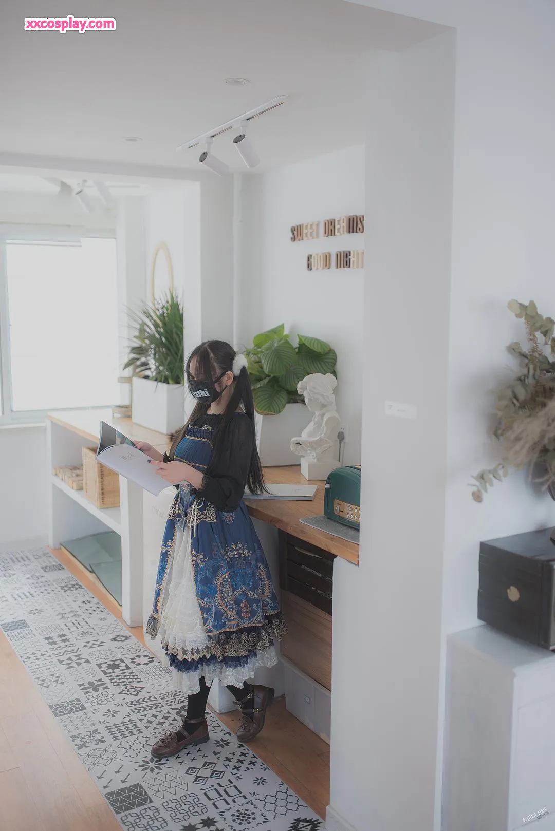 Le Cosplay Lolita Bleu Envoûtant de Yuzuki