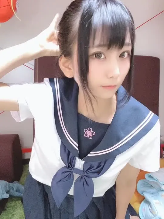 柳丸 cosplay album 柳丸的可爱水手服 - Video 2
