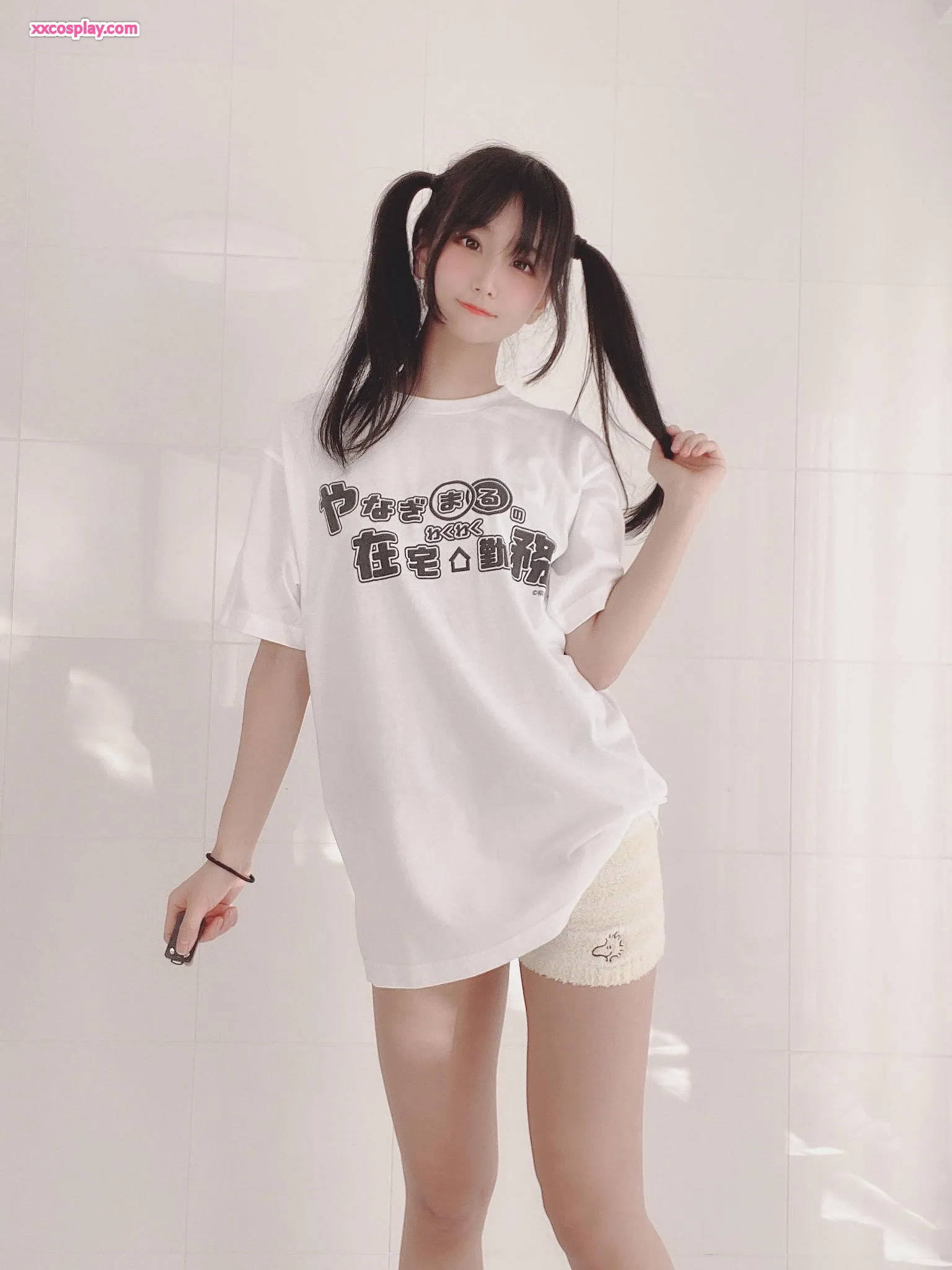 Wakuwaku Work-from-Home T-Shirt ni Yanagimaru