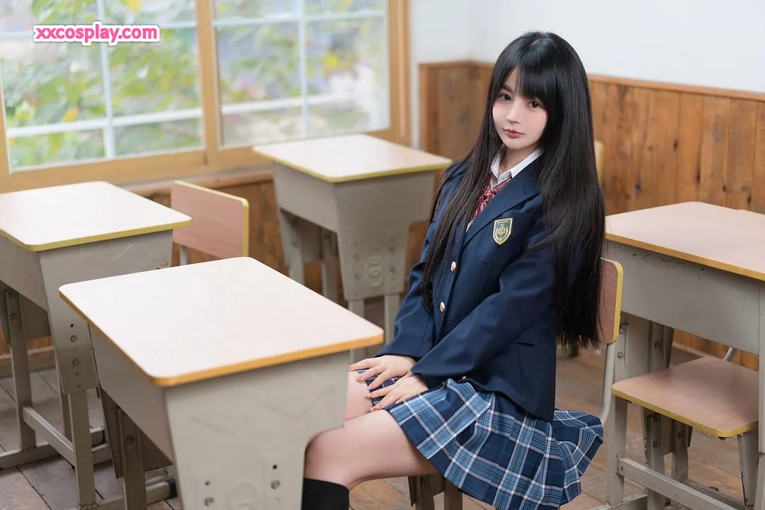 Sakurai Ningning – JK Après l'École