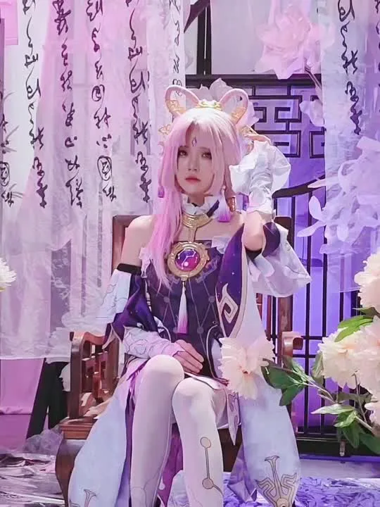 桜桃喵 cosplay album Sakuramo Miao en Fu Xuan (Honkai: Star Rail) - Video 28