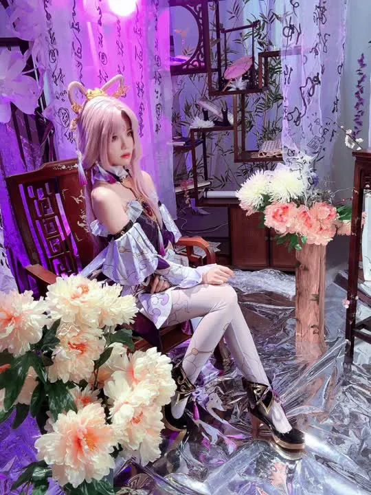 桜桃喵 cosplay album Sakuramo Miao en Fu Xuan (Honkai: Star Rail) - Video 29