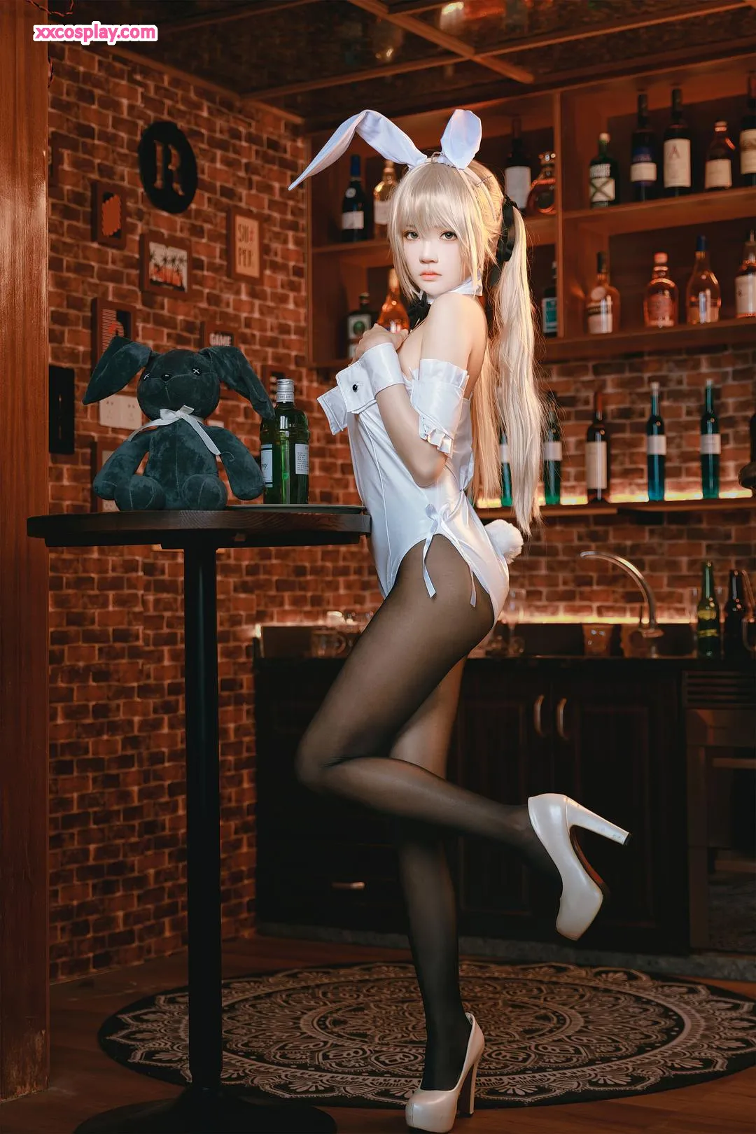 잉타오묘 소라 카스가노 - 버니걸 바텐더