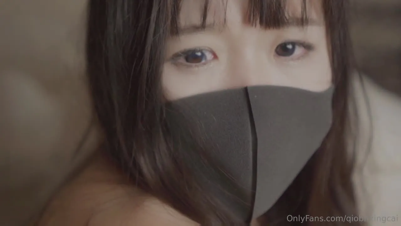 Kana Hashimoto NO.005 - Buku Foto Gravure Memikat
