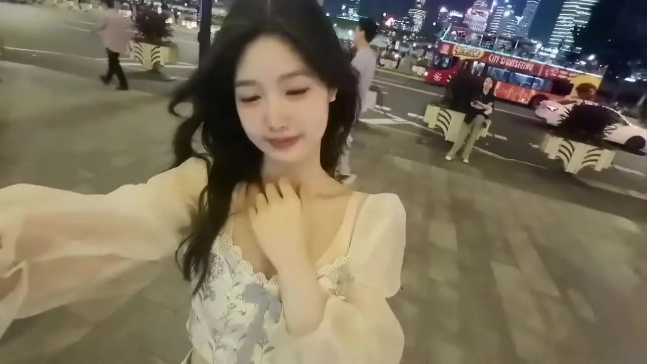 橙子喵酱 cosplay album Chengzi Miaojang V: Glossy Allure - Video 3