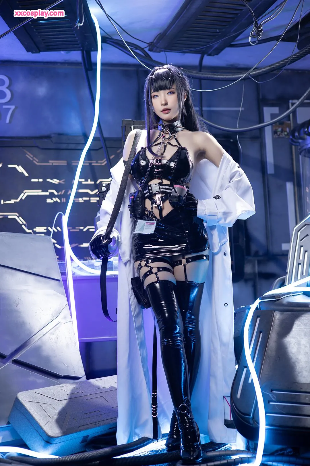 Shimizu Yuno as Mihara (Azur Lane)