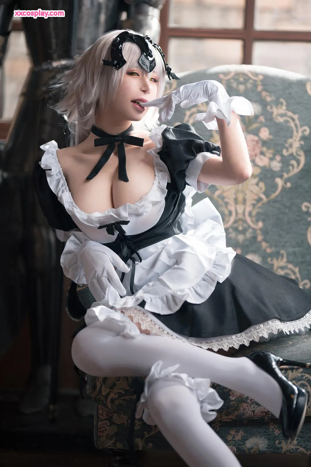 爱老师 PhD：黑贞德女仆装Cosplay写真集