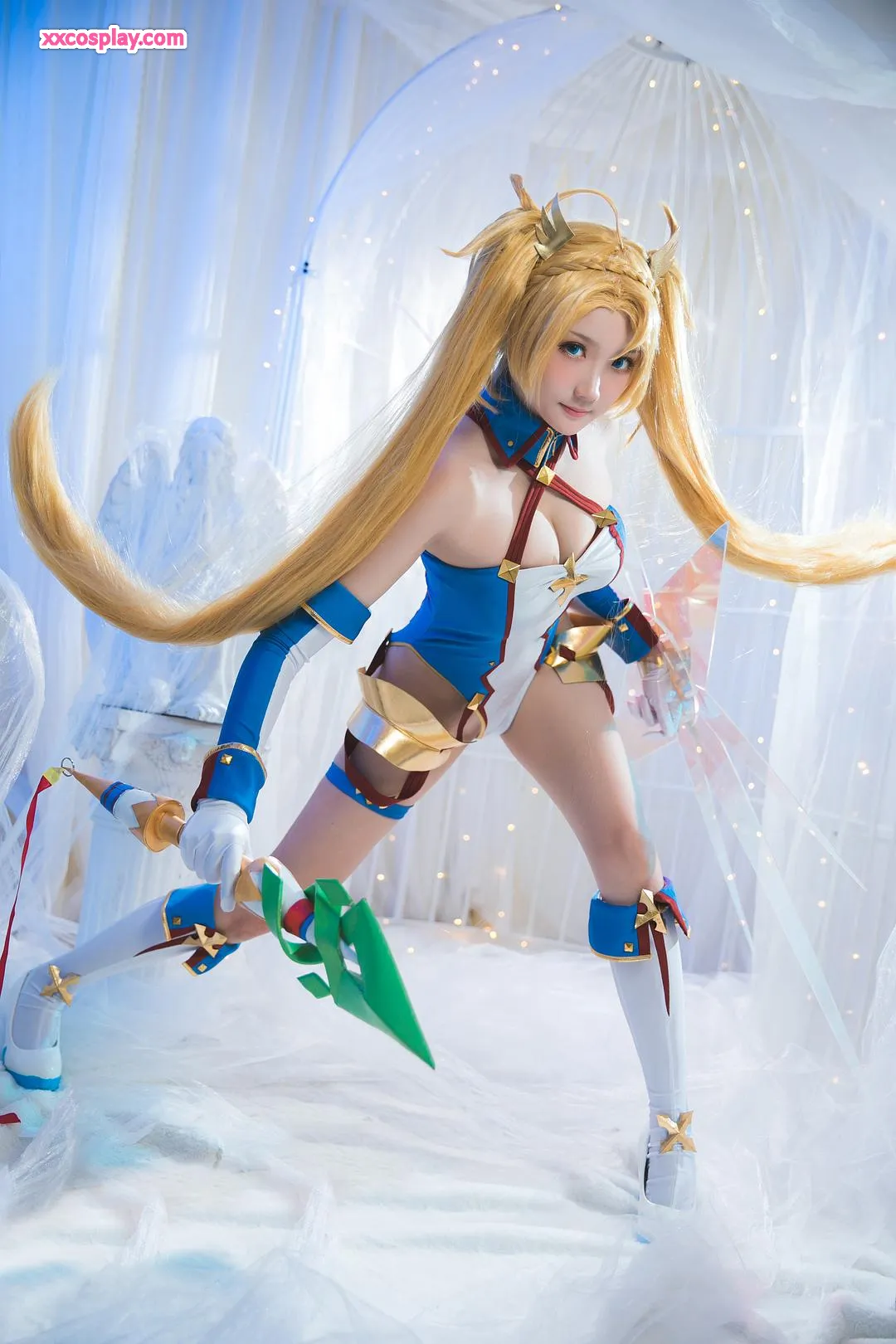 Guaxi Jiang como Bradamante