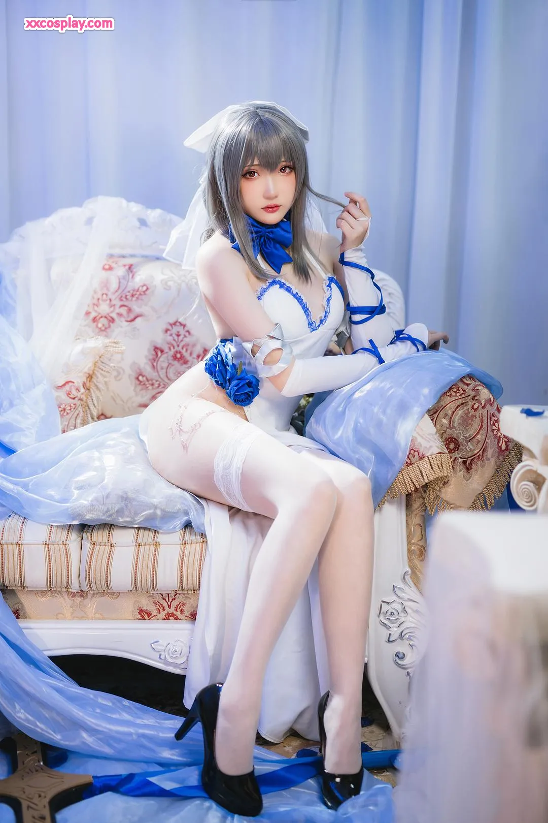 瓜希酱：路易九世礼服 皇家新娘 Cosplay