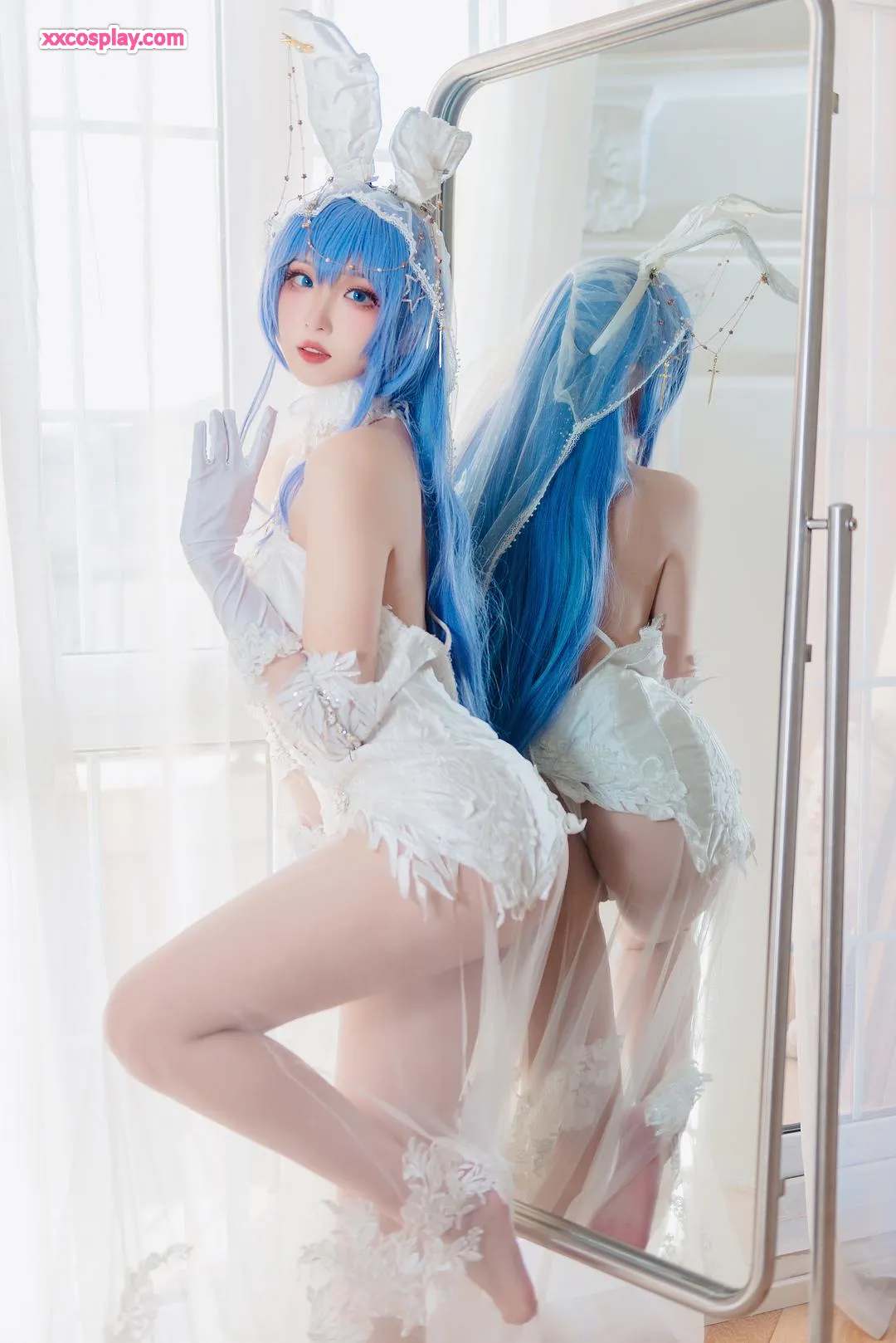 Wasitaya Xiaolongxia – Azur Lane New Jersey: Upacara Salji Putih Kebun